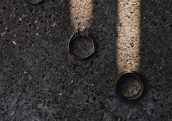 Arti Mimpi Cincin Patah Jadi Pertanda Buruk yang Akan Menimpa, Benarkah Isyarat Pengkhianatan dan Ambang Kehancuran?