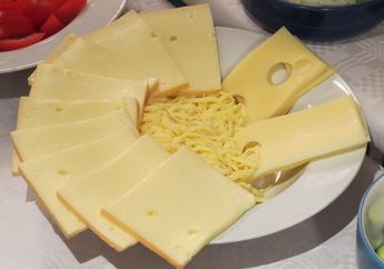 Nyesel Baru Tahu Sekarang, Tolong Jangan Pernah Makan Keju Saat Malam Hari, Bahayanya Nggak Main-main!