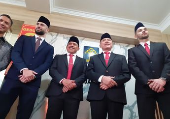 Resmi Jadi WNI, Sandy Walsh dan Jordi Amat Diantar Mochamad Iriawan Bikin KTP hingga Paspor Indonesia ke Dukcapil