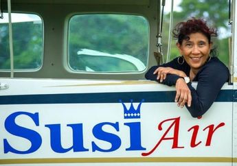 Pernah Borong 30 Pesawat Saking Tajirnya, Tengok Gaya Sederhana Susi Pudjiastuti saat Masak di Dapur Bareng Anak Gadisnya, Netizen Tercengang