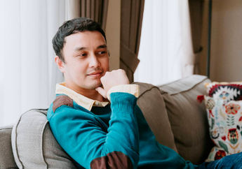 Alami Kerontokan Parah hingga Buat&nbsp;Tak&nbsp;Percaya Diri, Dimas Aditya Jalani Hair Transplantation