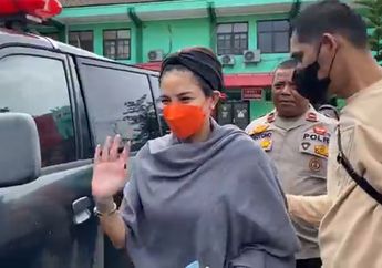 Alami Sakit Tulang Leher, Nikita Mirzani Rutin Cek Kesehatan 3 Kali Seminggu Selama di Rutan Serang