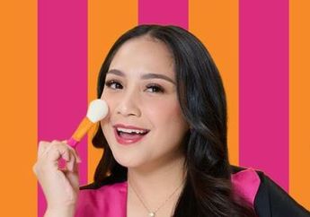 Biasa Pakai Outfit Jutaan, Nagita Slavina Kini Keciduk Kenakan Blazer Murah Saat Nonton Piala Dunia, Netizen Bahagia: Bisa Kebeli