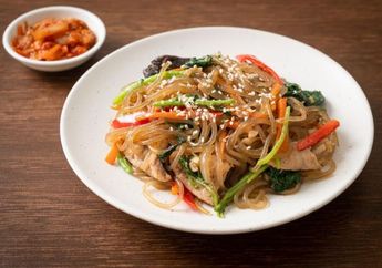 Inspirasi Bekal Sekolah Anak: Resep Chapchae Ala Korea yang Mudah Dibuat untuk Pemula!