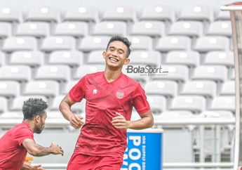 Liga 1 - Rizky Ridho Dirumorkan Gabung Persija di Putaran Kedua, Persebaya Buka Suara