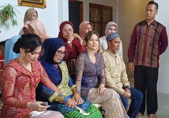 Ibunda Indah Permatasari Menangis Haru sambil Genggam Tangan sang Putri, Pakar Mikro Ekspresi Pastikan Itu Bukan Gimmick