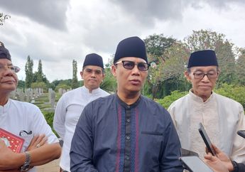 Jalani Amanah Megawati Soekarnoputri, Wakil Ketua MPR RI Ahmad Basarah Ikut Ziarah ke Makam Fatmawati Peringati 80 Tahun Taufiq Kiemas