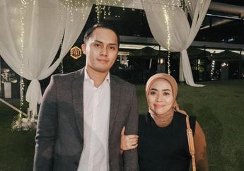 Fadel Islami Siap Nyaleg, Suami Muzdalifah Sampai Pajang Atribut Partai Super Gede Ini di Depan Rumah Gedongnya