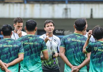 Persib Bandung Vs PSM Makassar - Maung Bandung Pincang, Luis Milla Kehilangan Satu Pemain Pentingnya