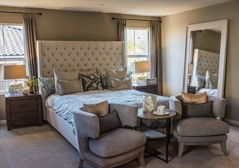 Menurut Fengshui, Ini Alasan Cermin Tak Boleh Ditaruh di Depan Tempat Tidur