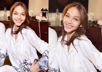 Cantiknya Bunda Corla Pakai Kebaya Tradisional Bak Gadis Bali yang Banjir Pujian