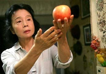 Profil Yoon Jung Hee, Aktris Senior Korea Selatan yang Meninggal Dunia di Usia 79 Tahun karena Alzheimer