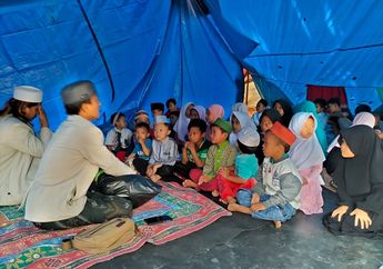 Penyerahan Donasi untuk Korban Gempa Cianjur Bersama YDKK, Gitaris Indonesia, Corcom KG, dan KG Adventure