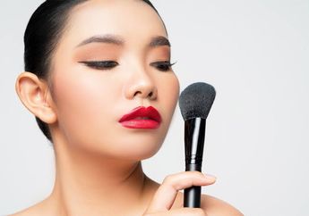 5 Shio Paling Suka Dandan Menor, Pede Pakai Riasan Super Tebal