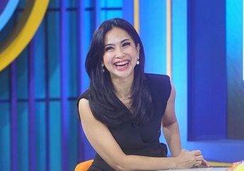 Wajah Polos Feni Rose Saat ABG Sebelum Dijuluki Ratu Gosip, Tak Malu Pakai Outfit Tabrak Warna dan Sepatu Nyentrik Buatan Prancis