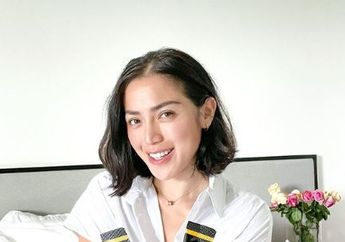 Jessica Iskandar Tampil Bling-Bling Bak Penyanyi Mau Perform, Kecantikannya Buat Mata Silau!