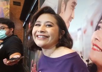 Prilly Latuconsina Sebut Orang Tuanya Lebih Antusias Sampai Ajak Tetangga Nonton Film Terbarunya yang Satu Ini, Mengapa?