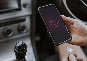 Nggak Bisa Lepas dari Charger? Ketahui Penyebab dan Cara Mengatasi Baterai Handphone Cepat Habis