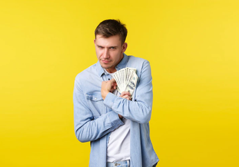 4 Shio Paling Kikir dan Egois, Lebih Suka Berhutang daripada Ngutangi, Kamu Termasuk?