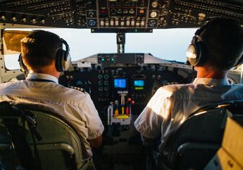 7 Arti Mimpi Bekerja Jadi Pilot, Jangan Disepelekan, Konon Cara Alam Bawah Sadar Hadapi Ketakutan!