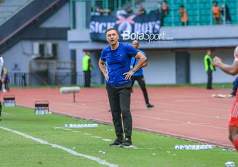 Thomas Doll Gigit Jari, Persija Dihantam Kabar Buruk Jelang Laga Kontra Persib