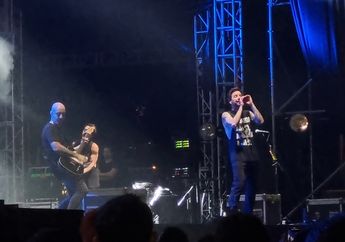 Simple Plan Tak Berhenti Puji Fans Indonesia saat Manggung di Everblast Festival 2023