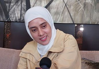 Fairuz A Rafiq Ungkap Kondisi Kesehatan&nbsp;Ibunda&nbsp;yang Ternyata Idap Demensia, Singgung Soal Ingatan Sang Ibu