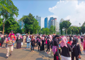 Penggemar Antusias Sejak Siang, Begini Suasana Konser BLACKPINK 'Born Pink World Tour' Jakarta