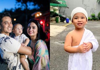 Gala Sky Sopan saat Menolak untuk Direkam, Tingkah Anak Vanessa Angel saat Umrah Banjir Pujian!