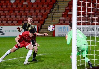 Kabar Pemain Abroad - Comeback dari Cedera, Elkan Baggott Langsung Cetak Gol untuk Cheltenham Town