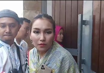 Jelang Ramadhan, Ayu Ting Ting Gelar Tradisi Pengajian dan Santunan Bagi Anak yatim dan Janda