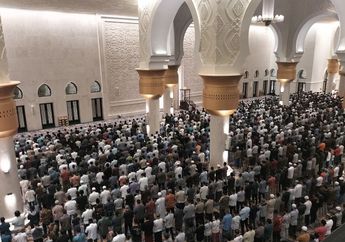 Bolehkah Ikut Shalat Tarawih Berjamaah Lewat Video Live Streaming Saat Ramadan 2025?