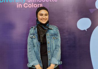 Ogah Ikuti Tren, Zee Zee Shahab Puji Karya Hijab Desainer Lokal yang Merepresentasikan Dirinya