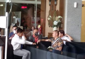 Diperiksa sebagai Tersangka Gratifikasi, Rafael Alun Bakal Dipenjara?