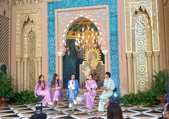 Sambut Hari Raya Idul Fitri Bersama Raya Fashion Parade