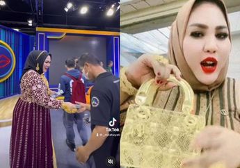 Mira Hayati Bawa Duit Segepok untuk Dibagikan Sebagai THR, Semua Orang Antre, Nominalnya Bikin Melongo!