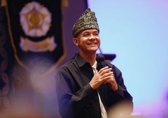 Kisah Masa Kecil Ganjar Pranowo, Sejak Bocah Bantu Ibu Jualan Bensin Eceran, Kini Siap Jadi Capres di Pemilu 2024