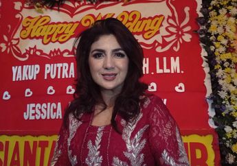 Istri Wakil Ketua MPR Fadel Muhammad, Hana Hasanah Shahab Hadir di Pesta Adat Pernikahan Jessica Mila dan Yakup Hasibuan, Ibunda Tania Nadira Terkesan dengan Suasana yang Sakral