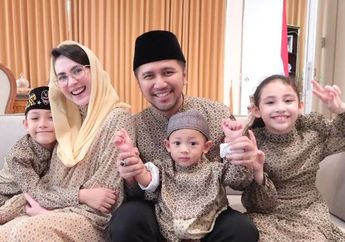 BUCINNYA Emil Dardak pada Arumi Bachsin dan Anak-anaknya saat Pamit Berangkat Kerja, Sang Wagub Jatim sampai Tak Kunjung Pergi Meski Sudah Masuk Mobil