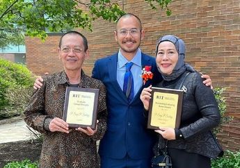 Anaknya Kini Jadi Guru di Amerika, Dewi Yull Senang Diajak Tamasya ke Destinasi Terkenal Ini Sama Surya Sahetapy