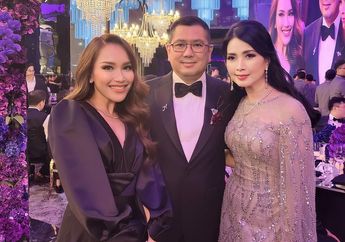 Ayu Ting Ting Tampil Elegan di Pernikahan Anak Konglomerat, Malah Tuai Reaksi Negatif dari Netizen!