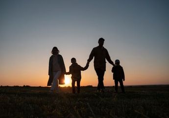 5 Shio yang Berhasil Angkat Derajat Keluarga, Dulu Diremehi Sekarang Disegani! Ada Kamu?