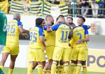 Klasemen Liga 1 - Singgasana Milik Pelatih Lokal, Dua Juara Bertahan Terdampar