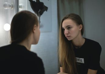 4 Arti Mimpi Melihat Diri Sendiri, Pertanda Baik atau Buruk?