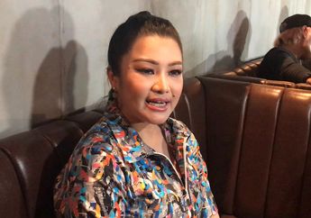 Jalani Pernikahan Jarak Jauh, Fitri Carlina Ungkap Hal yang Membuat Rumah Tangganya Tetap Harmonis dengan Sang Suami