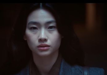 NewJeans Rilis Lagu Baru, Video Klip Cool With You Dibintangi Jung Hoyeon dan Tony Leung