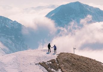5 Arti Mimpi Naik Gunung Tak Perlu Khawatir, Pertanda Baik dalam Hidup, Simak Penjelasannya