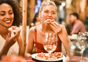 4 Shio Doyan Makan, Jajan Terus nih!