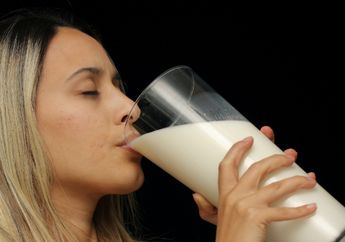 Arti Mimpi Minum Susu Basi Lambangkan Penyesalan, Ada Pengalaman Buruk yang Mengganggu Pikiran Anda