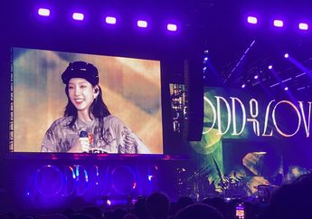 Momen Hening Konser The Odd of Love Saat Taeyeon Nyanyikan Lagu Fine, Buat Merinding!